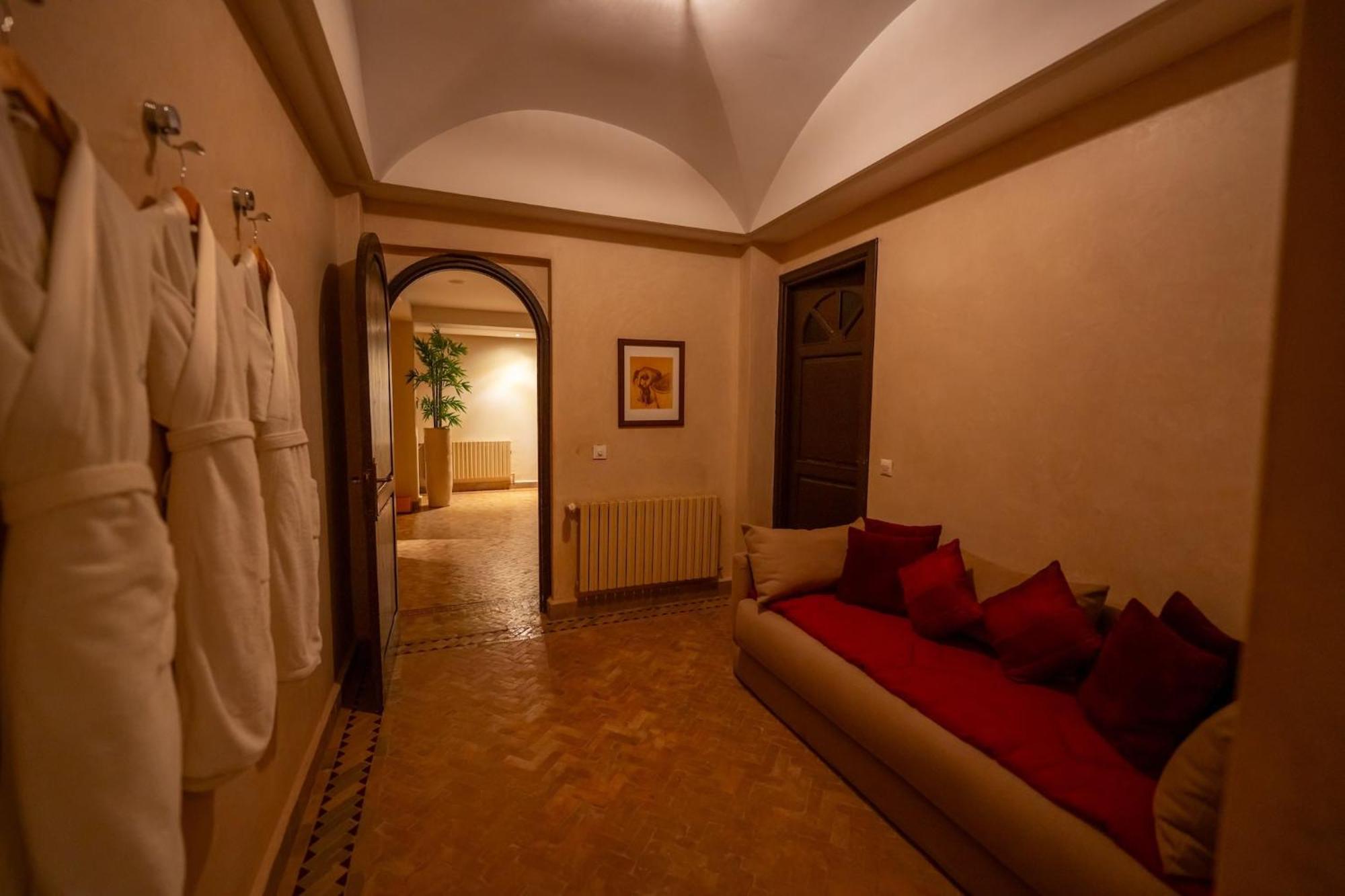 Al Fassia Aguedal Riad