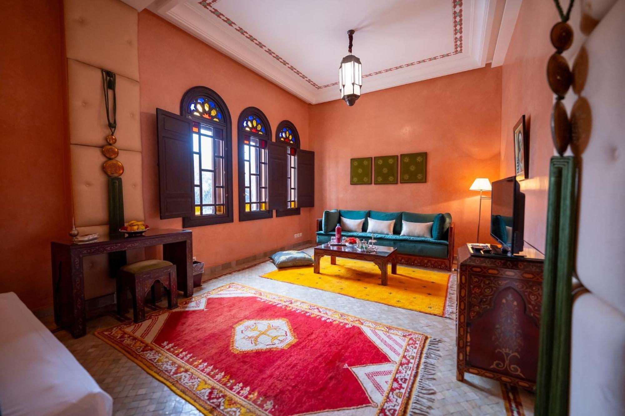 Al Fassia Aguedal Riad